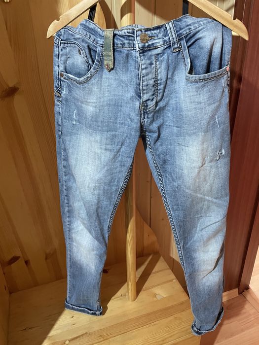 Дънки.            .