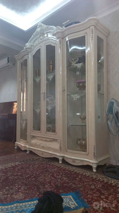 Yaxshi xolattdagi mebel sotiladi
