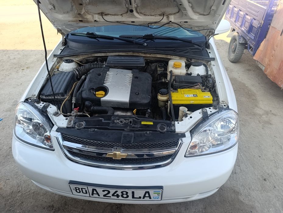 Lasiti sotiladi xolati yaxshi