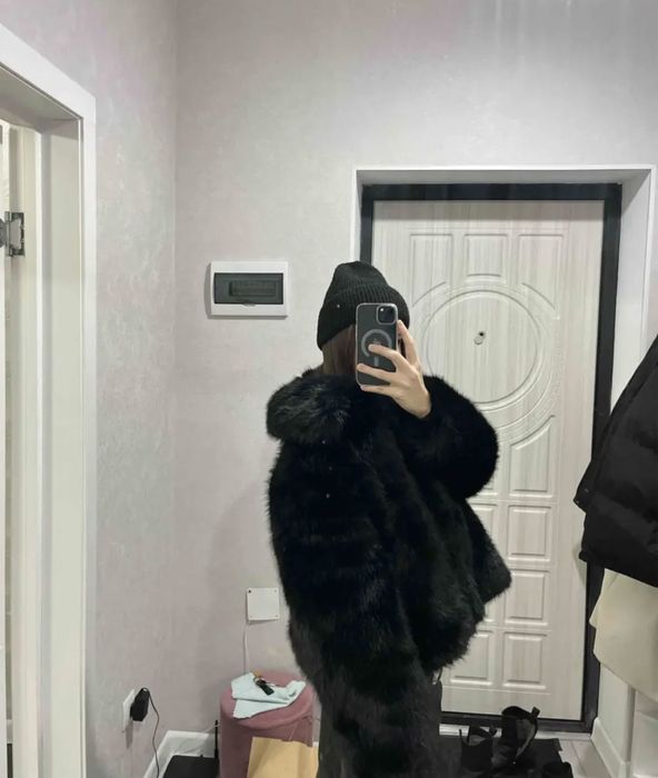 Продам эко-шубу за 10