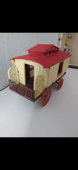 Продам Дом для кукол