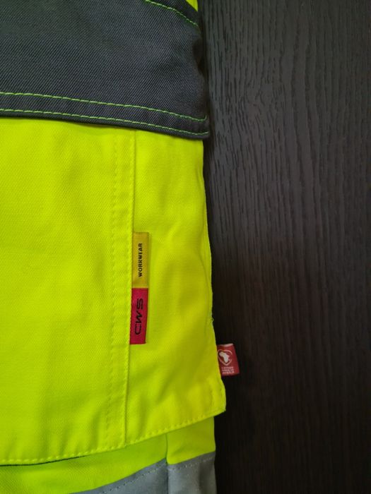 Работно яке и панталон