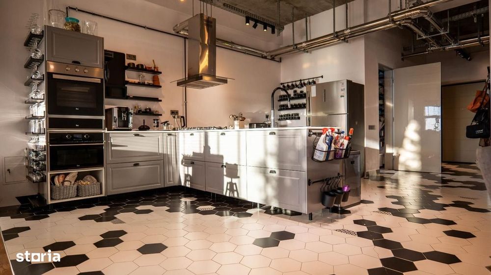 Penthouse spectaculos cu vedere directa la padure I Pipera