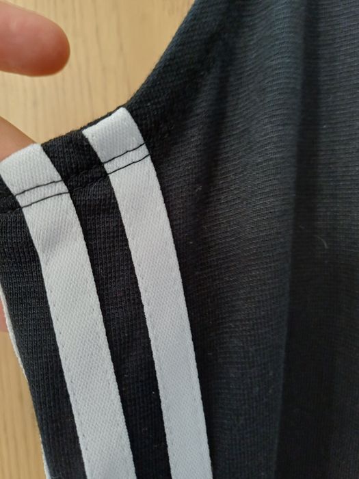 Adidas черна нова рокля  М