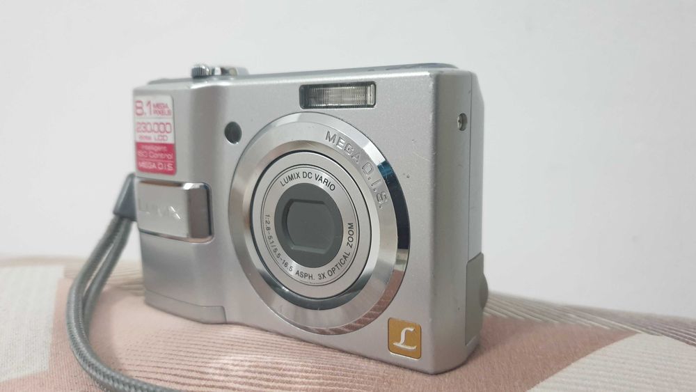 фотоапарат Panasonic LS80 - 8.1 MPx