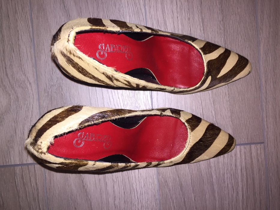 Pantofi piele si blanita ponei, purtati o singura data, mar. 38