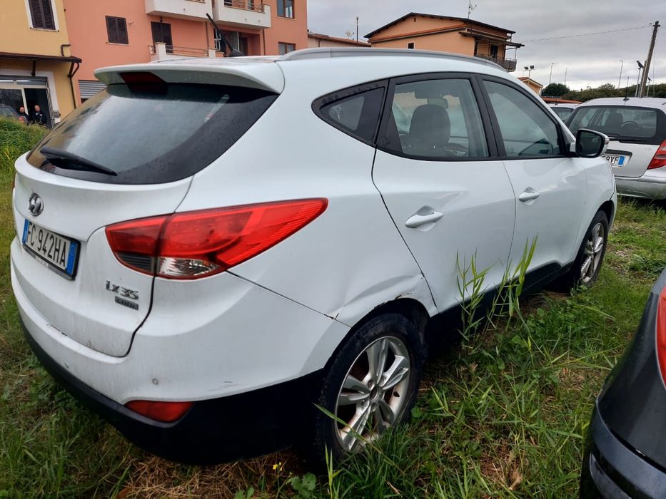Hyundai ix35-1.7d На Части