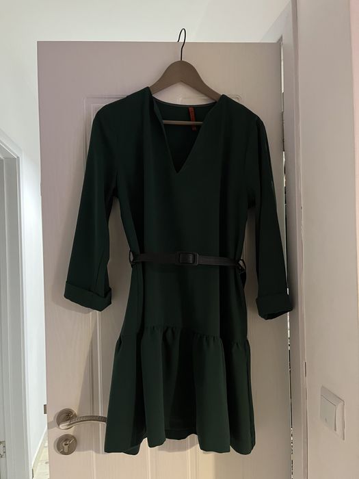 55 лв.! Imperial страхотна зелена рокля