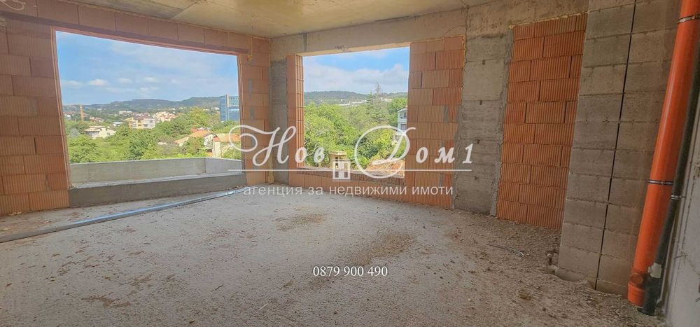 Тристаен апартамент / Ново строителство / Опция до ключ и обзавеждане.