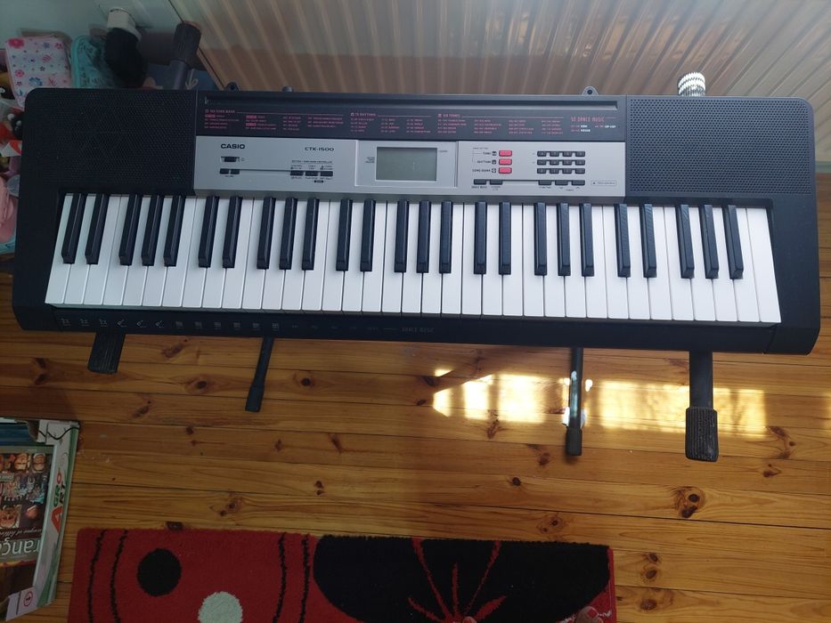 Синтезатор CASIO