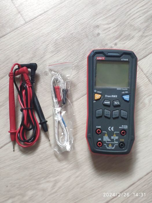 Новый с БЛЮТУСОМ и терм в упаковке мультиметр UNI-T 60S