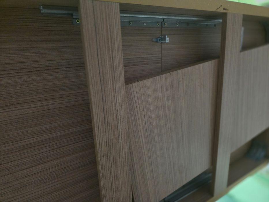 Vând masa extensibila 140/(160)180 ×80