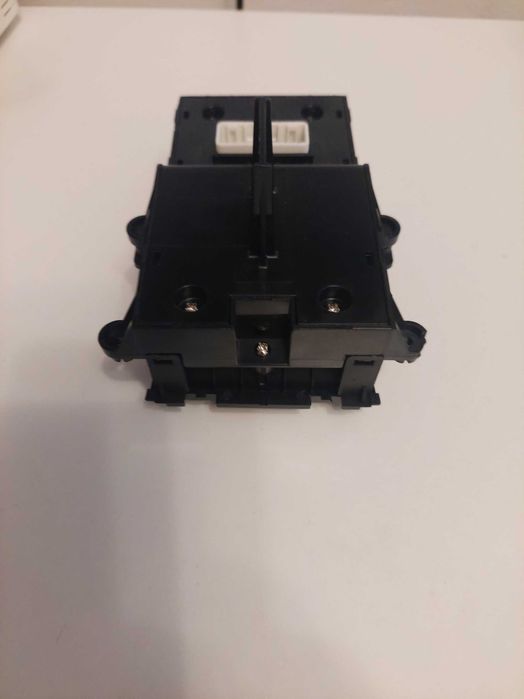 Buton frână parcare Hyundai tucson 1,7 2018