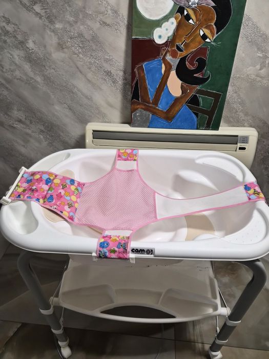 Бебешка вана със стойка и повивалник Cam