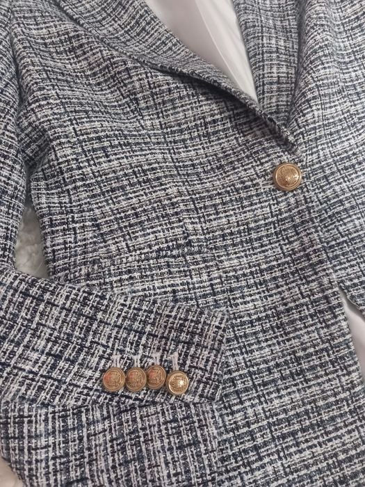 Sacou cambrat din tweed mărimea XS H&M
