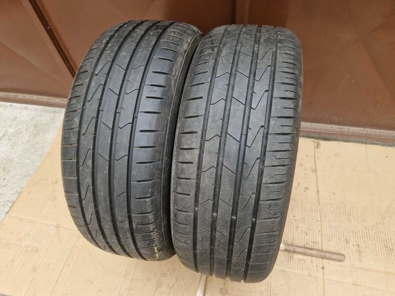 2 Hankook R17 225/55
летни гуми
DOT1422