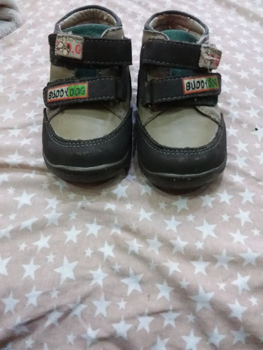 Обувь на малыша на осень и зиму