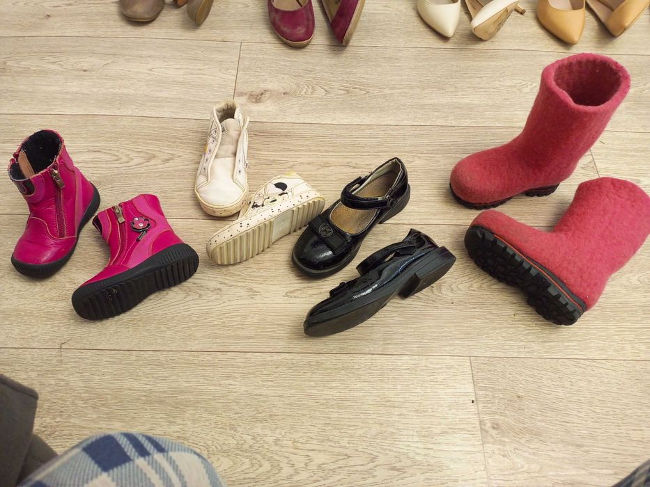 Обувь детская и взрослая