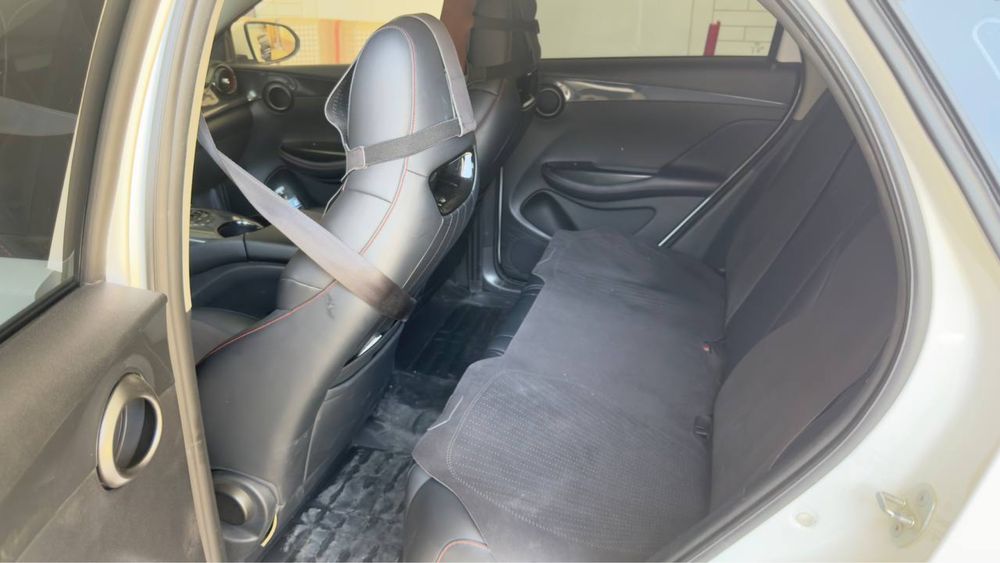 BYD E2 LUXURY full pozitsiya