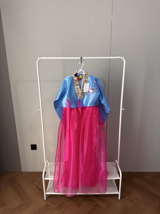 Прокат корейских платьев