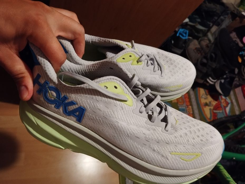 Adidași alergare Hooka