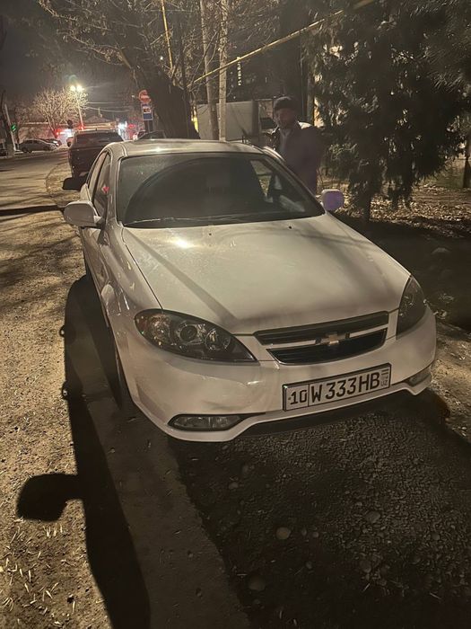 Gentra sotiladi, full