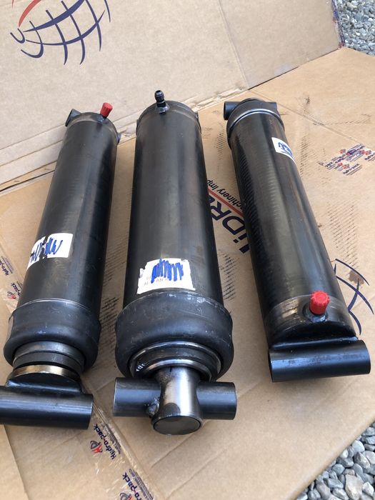 Cilindru basculare remorca agricola