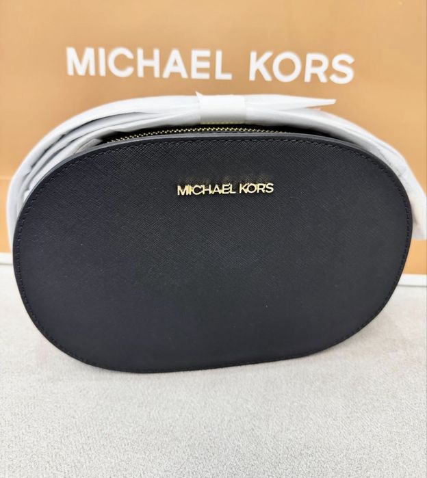 В наличии сумки оригинал новые