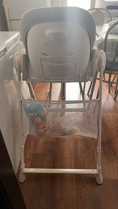 Продам стульчик для кормления