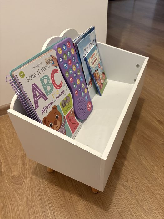 Mobilier/Suport copii: jucarii, plusuri, carti , alb, lemn, scandinav