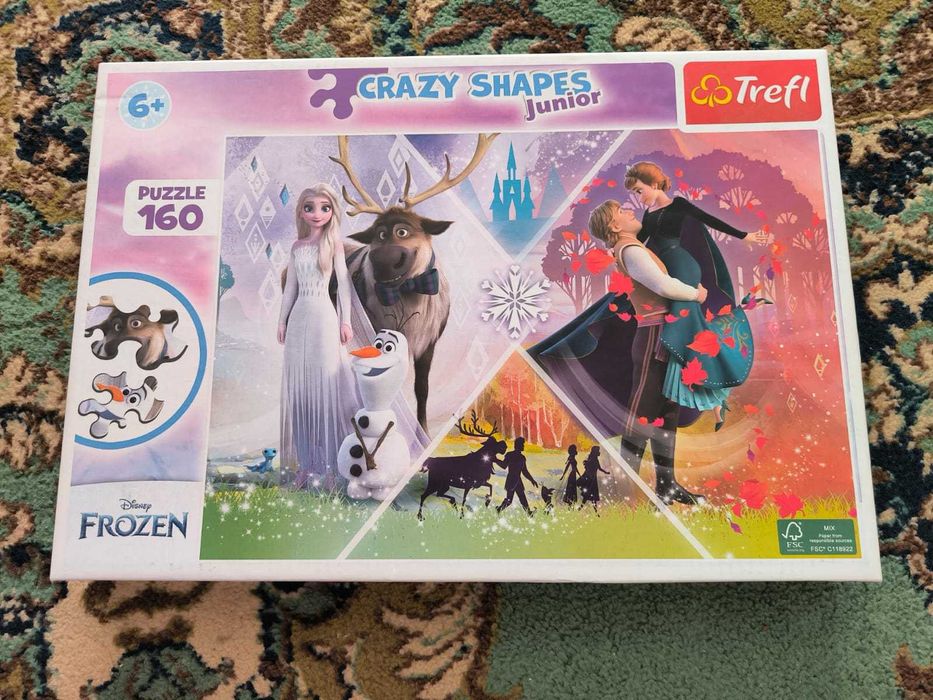 Vand Puzzle 100 - 500 piese in stare foarte buna. Predare Cluj-Napoca.