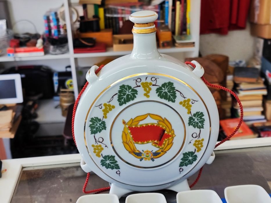 Порцеланова бъклица Hollohaza Унгария