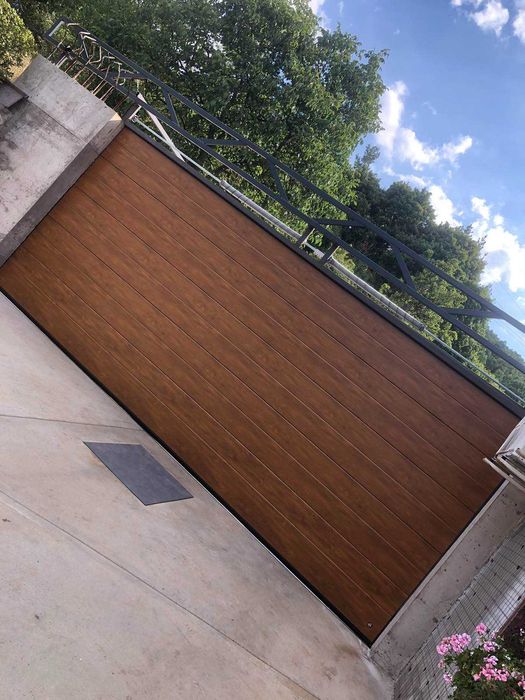 Секционна врата 6000×2500