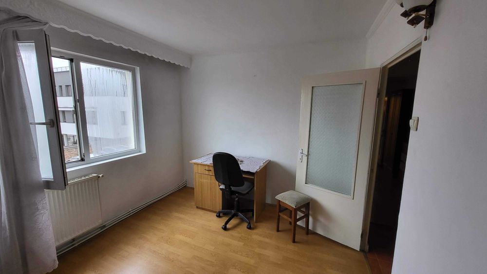 Apartment de inchiriat