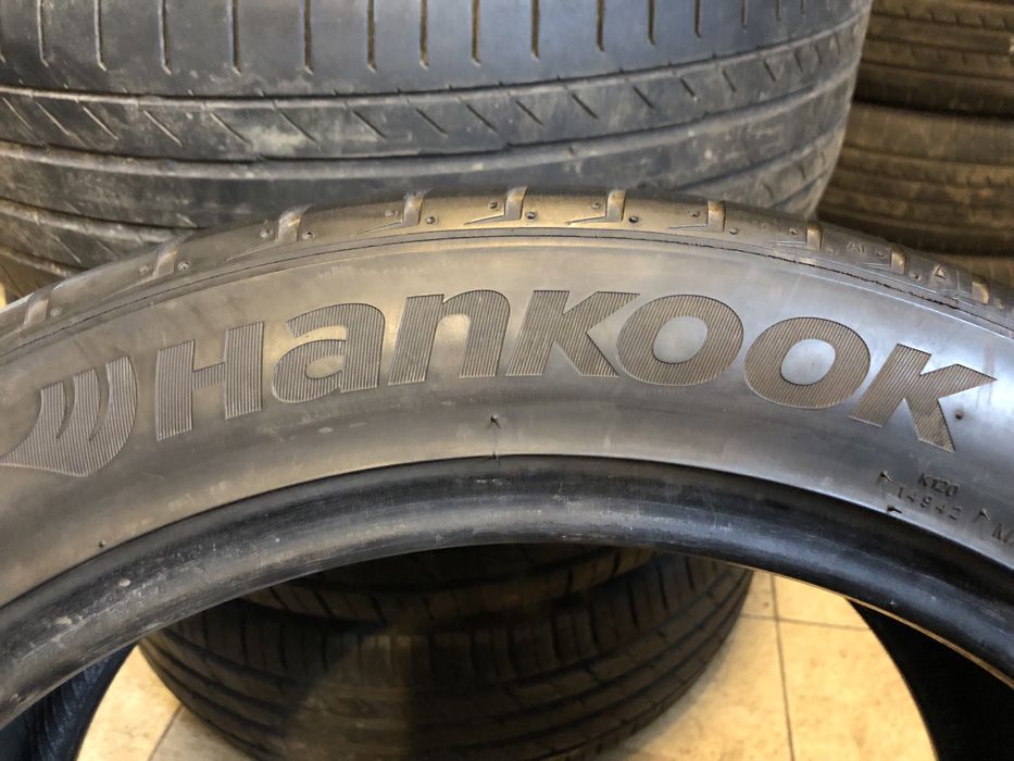245/45/18 пара шин б/у из Германии