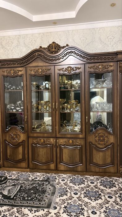 Продается стенка состояние отличное