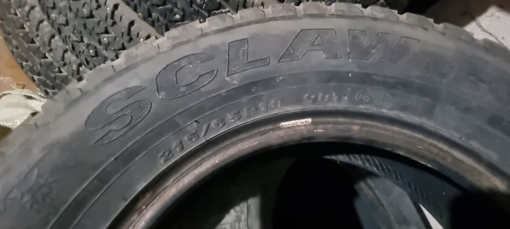 Продам резину на 16 на Ниву