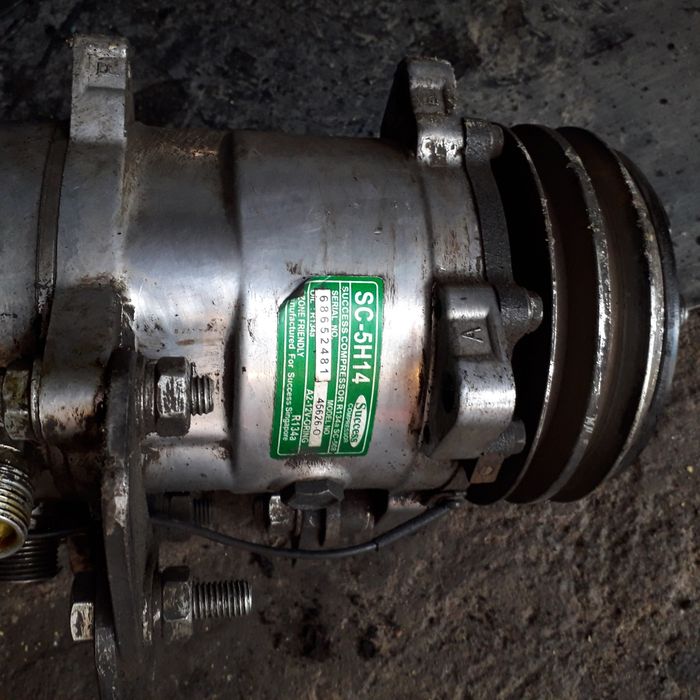 Компрессор на автомашину Уаз ,, ПАТРИОТ ""