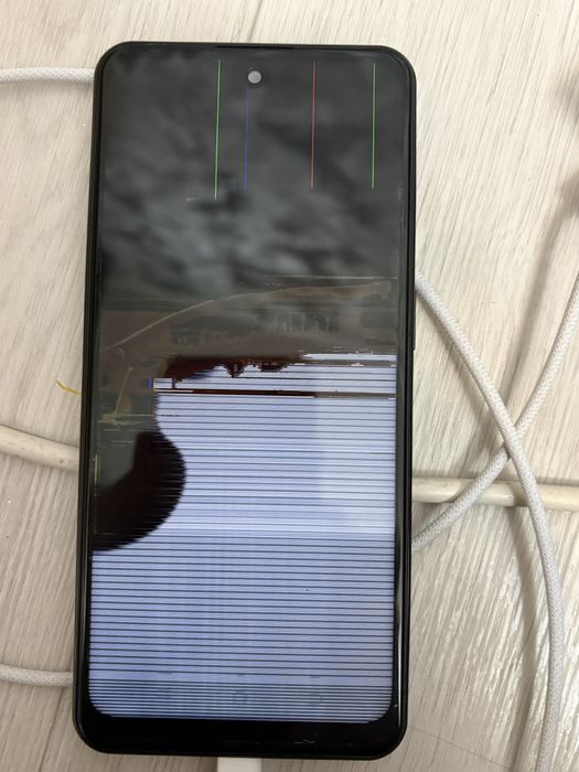 Поодам телефон недорого