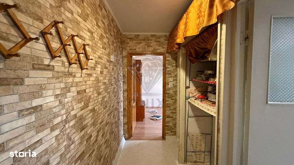 Apartament 2 camere de vanzare, cartier Vest Ploiesti - ONX109