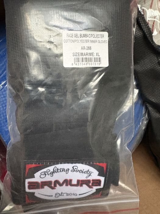 Echipament complet pentru MMA