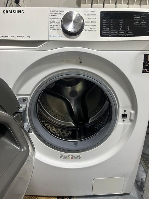 Продам стиральную машину samsung