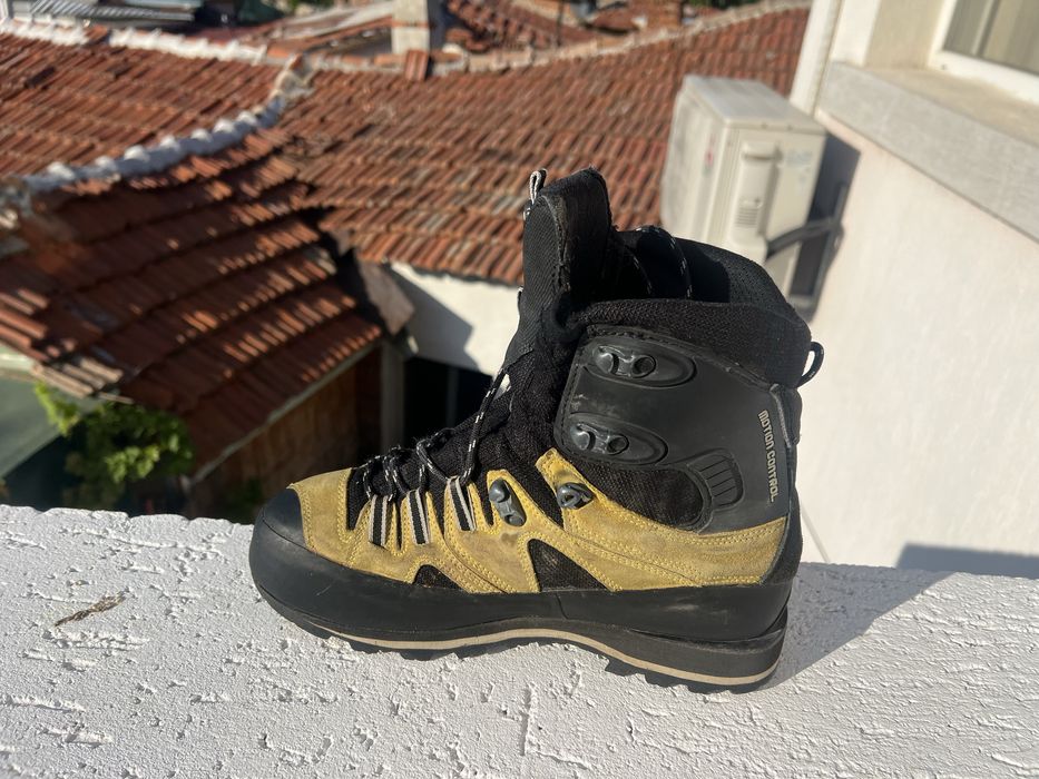 Mammut Gore-Tex 42.5 Vibram Motion Control