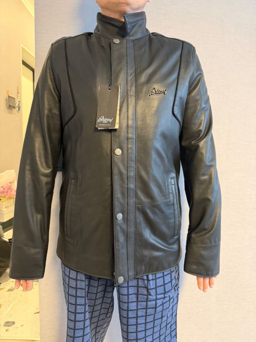 Кожаная куртка 46-48 размер М