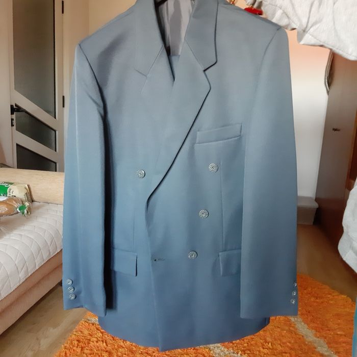 Costum barbati purtat o singura data