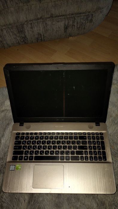 Ноутбук Asus core i 3