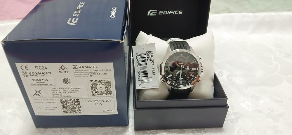Casio Edifice ECB-30P-1AEF Bluetooth Smart