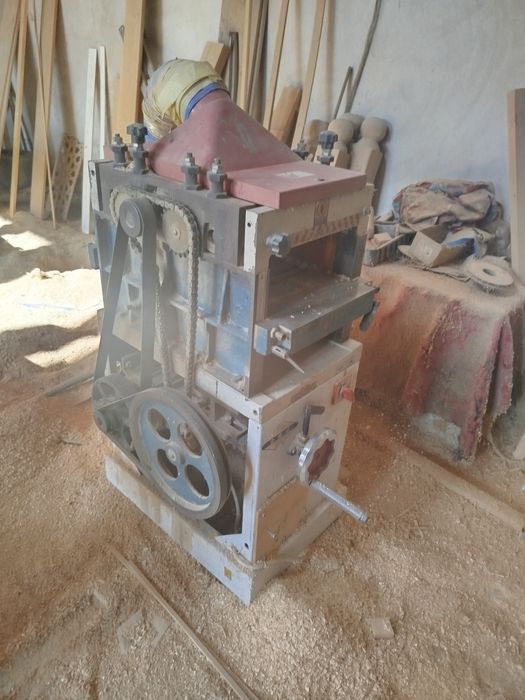 Фуган 1000$. Компрессор 500$ рейсмус  800 $