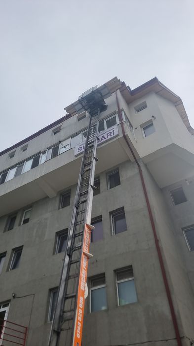 Inchiriez lift exterior constructii