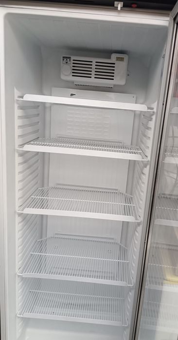 Продаю холодильник